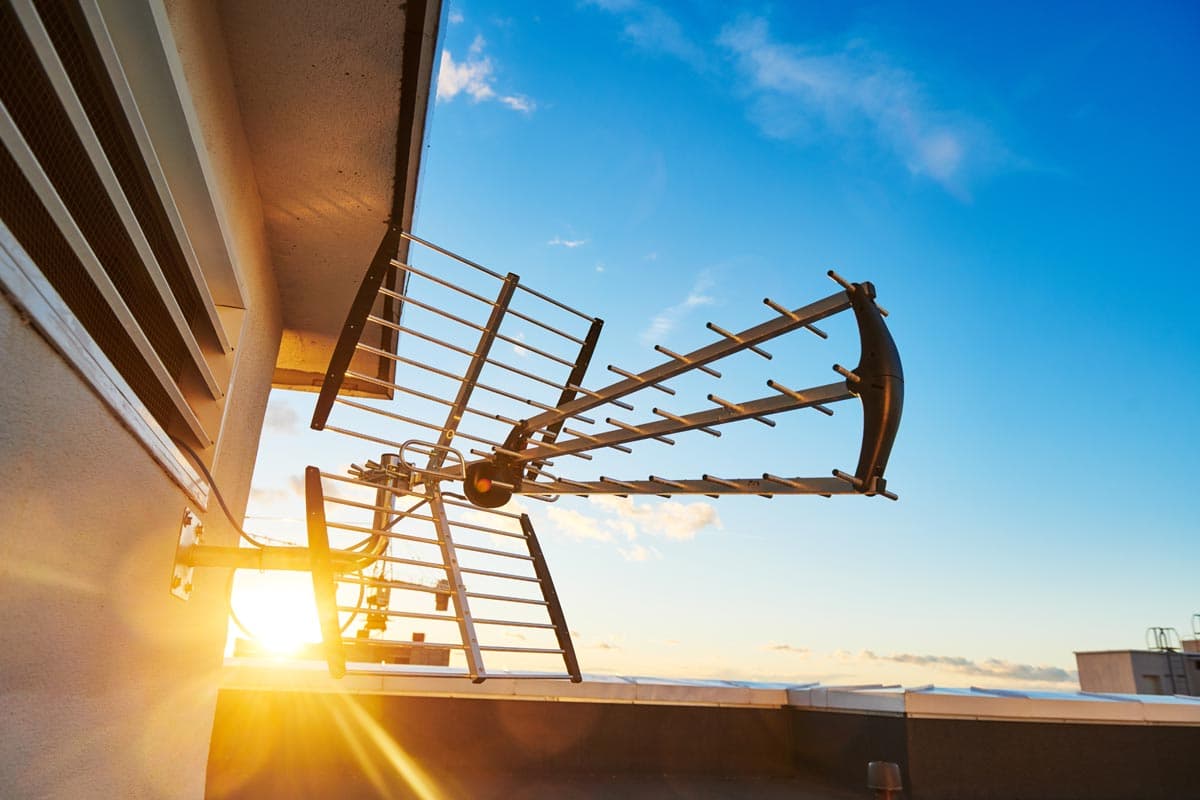  Instalación de antenas de TV y satélite en Noia